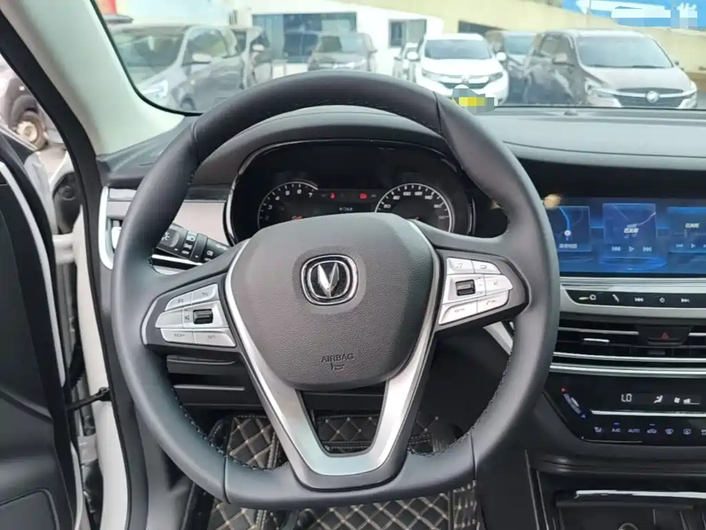 Changan CS35PLUS 2023 — фото 11