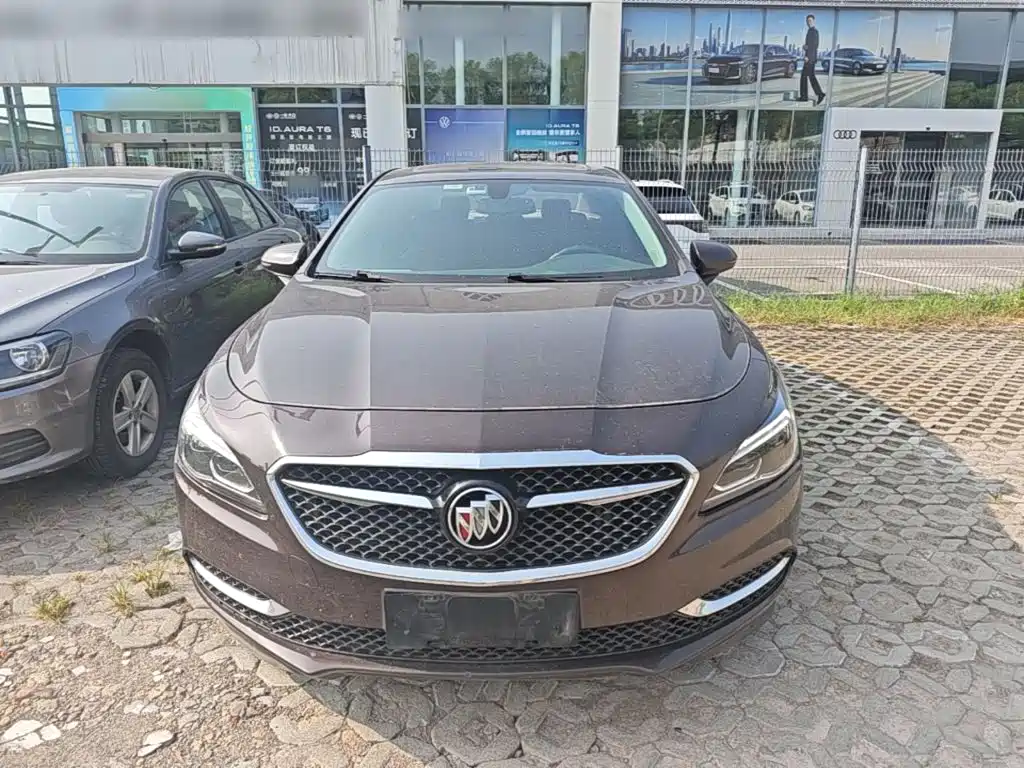 Buick LaCrosse 2018 — фото 3
