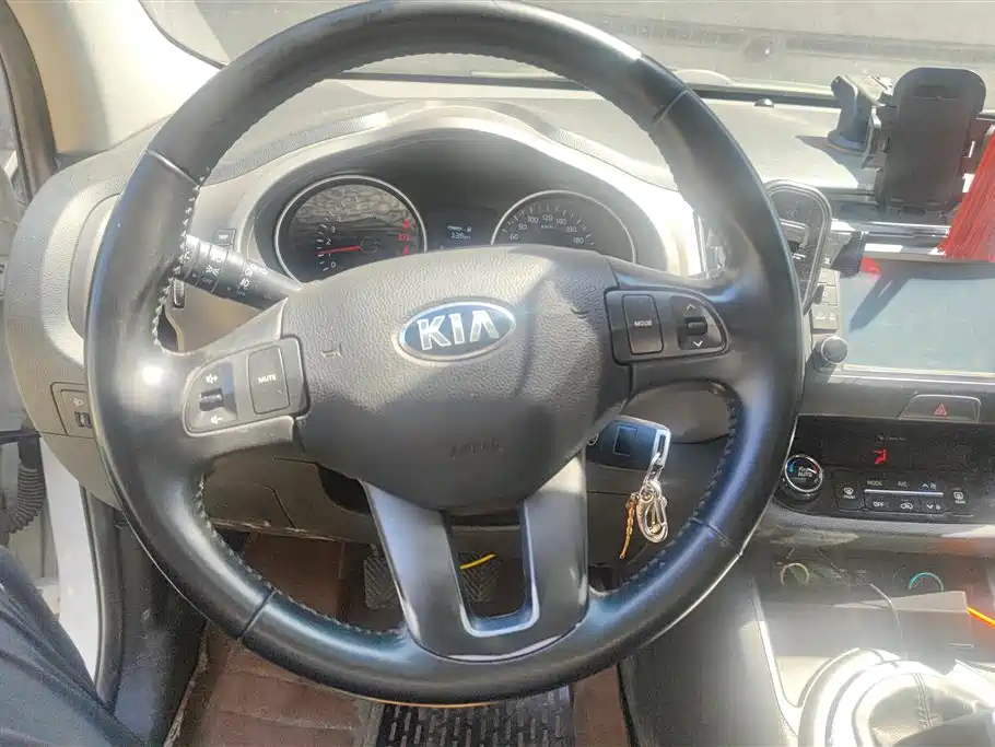 Kia Sportage 2015 — фото 15