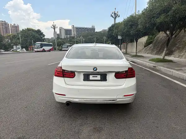 BMW 3 Series 2015