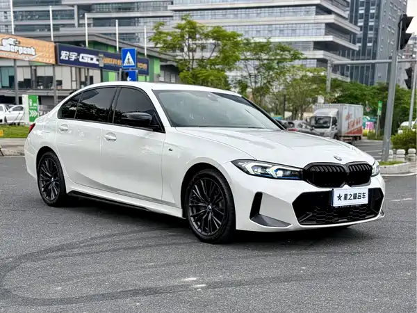 BMW 3 Series 2023
