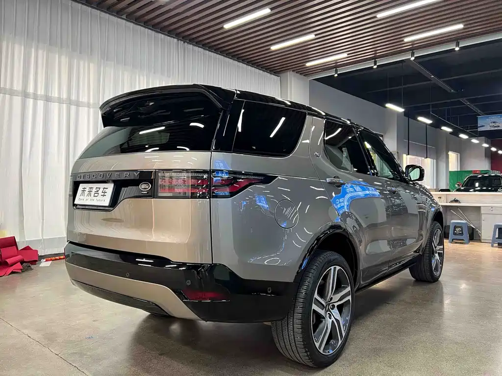 Land Rover Discovery 2021 — фото 12