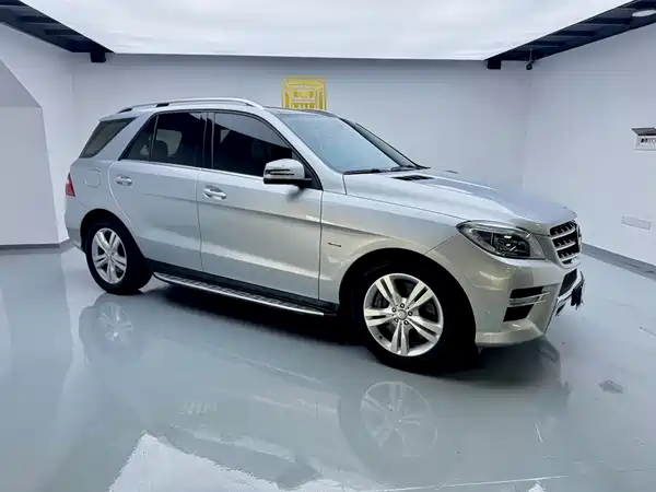 Mercedes-Benz M-Class 2012
