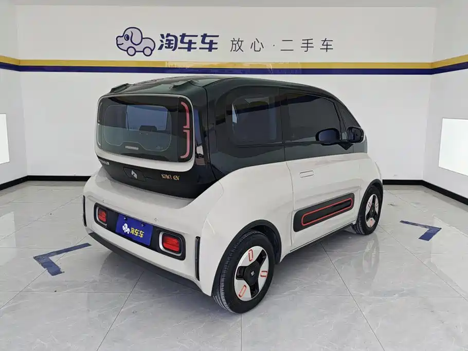 Baojun Kiwi EV 2022 — фото 3