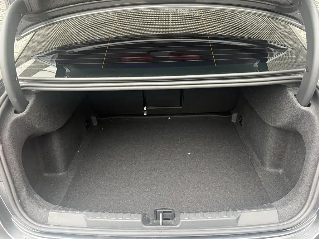 Audi A3 2023 — фото 16