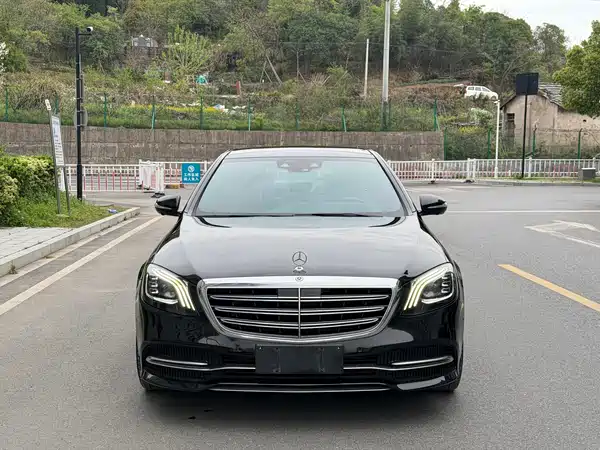 Mercedes-Benz S-Class 2020