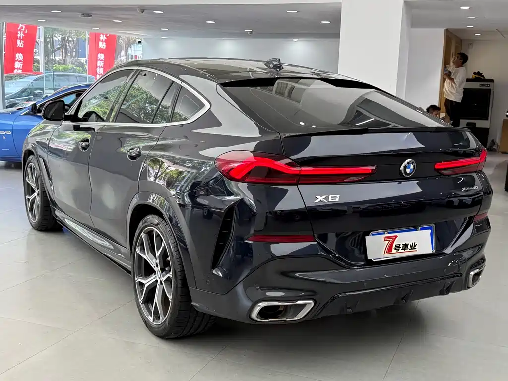 BMW X6 2022 — фото 9