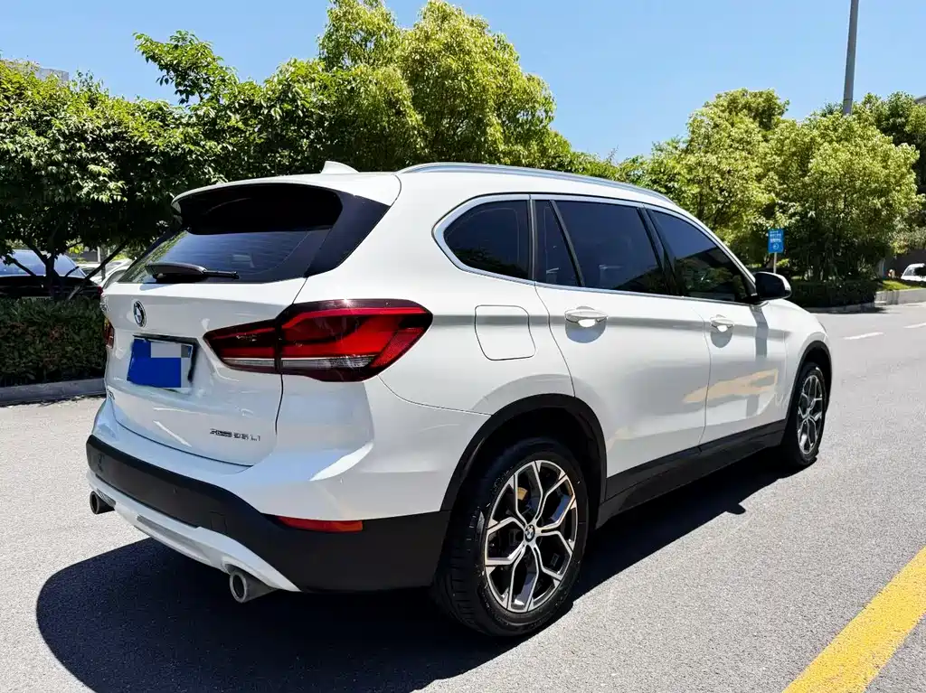 BMW X1 2023 — фото 9
