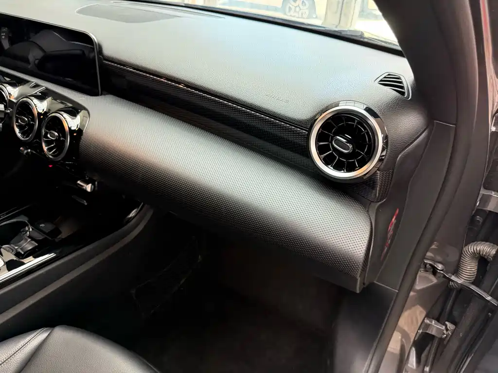 Mercedes-Benz A-Class 2020 — фото 28