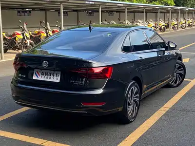 Volkswagen Sagitar 2022