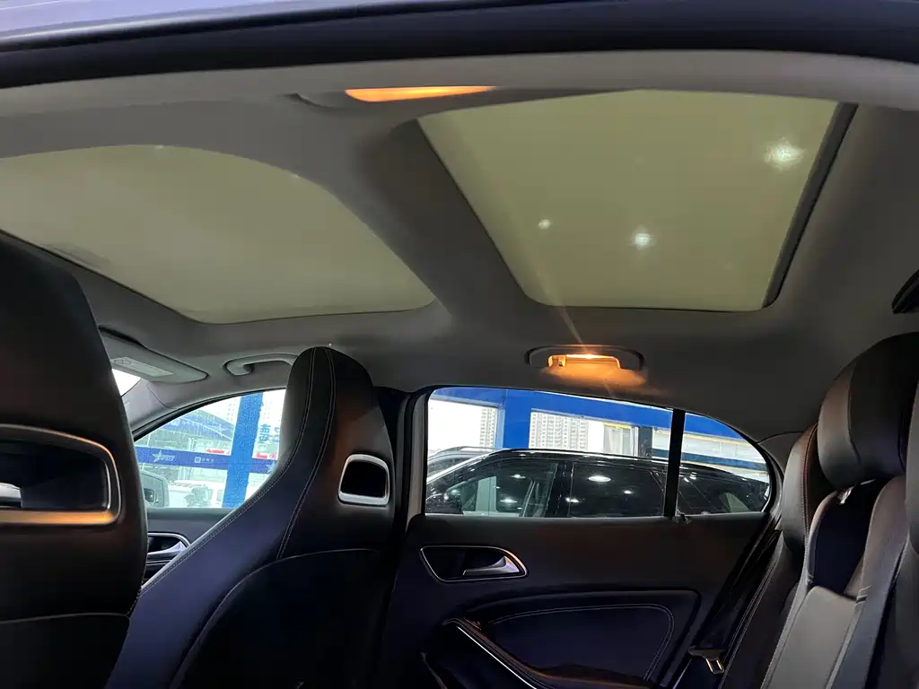 Mercedes-Benz GLA 2017 — фото 12