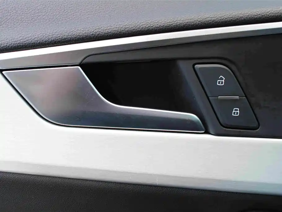 Audi A4L 2022