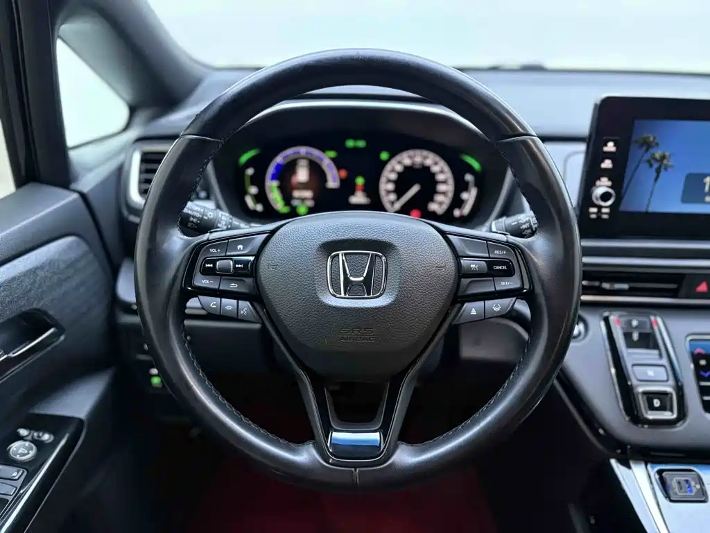 Honda Elysion 2024 — фото 15
