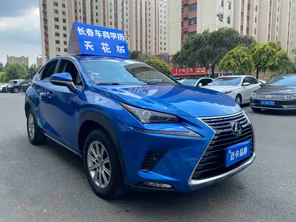 Lexus NX 2019