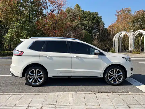 Ford Edge 2018