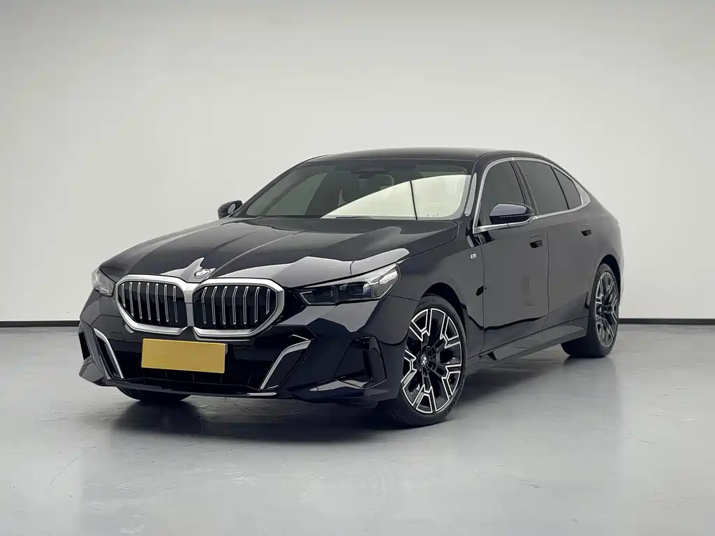 BMW 5 Series 2024