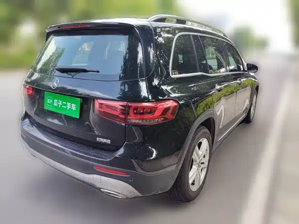 Mercedes-Benz GLB 2021