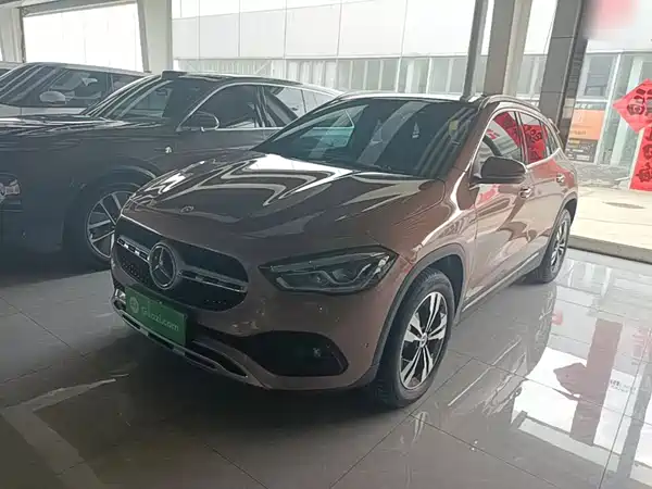 Mercedes-Benz GLA 2023