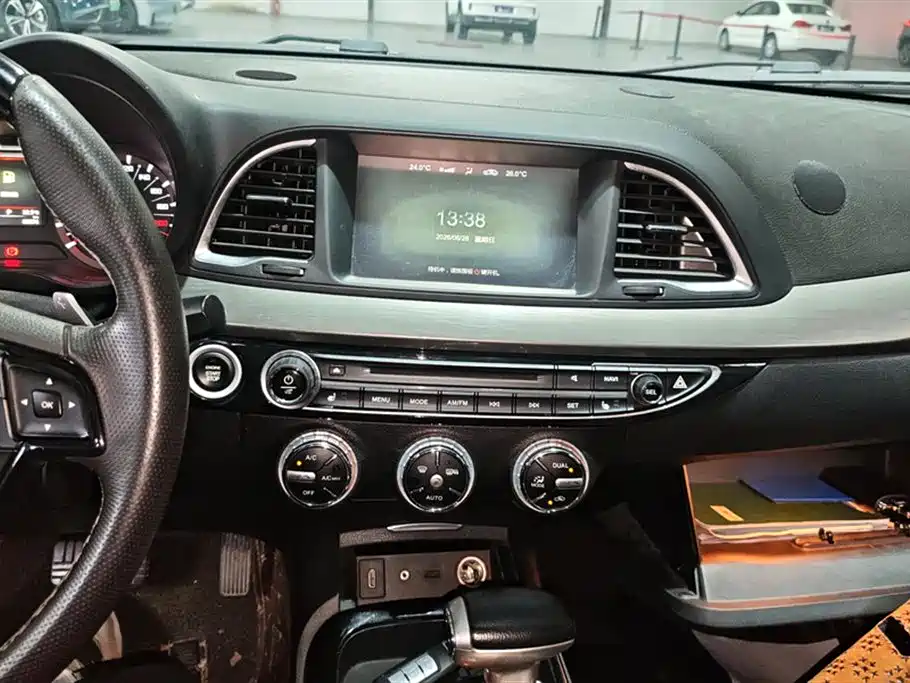 GAC Motor Trumpchi GA6 2017 — фото 13