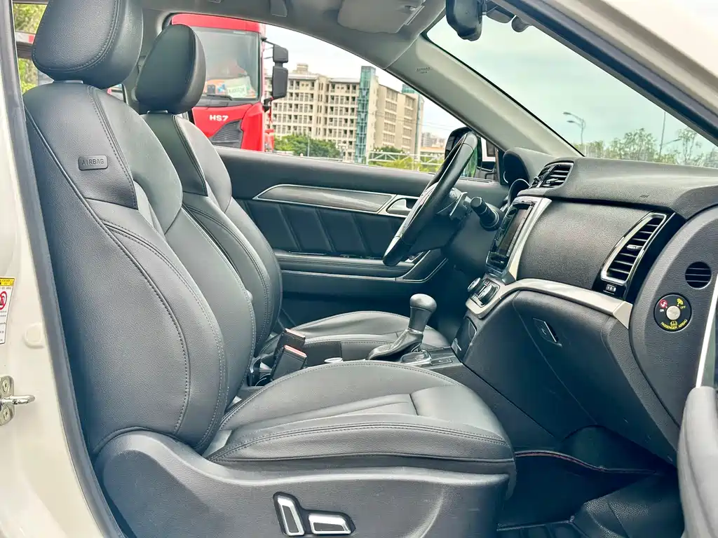 Haval H6 Coupe 2015 — фото 25