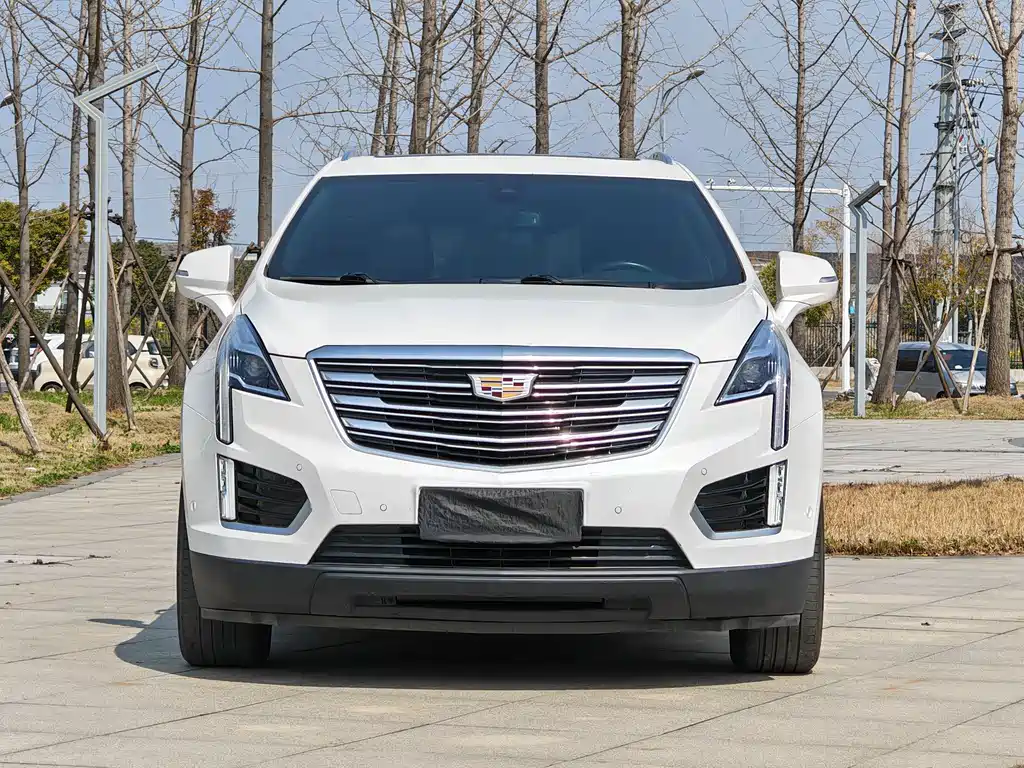Cadillac XT5 2018 — фото 2