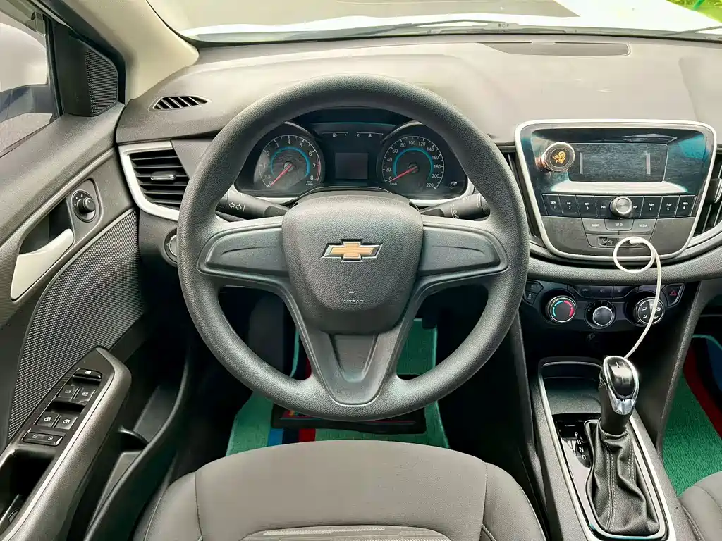 Chevrolet Cavalier 2018 — фото 9
