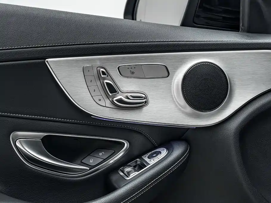 Mercedes-Benz C-Class AMG 2020 — фото 24
