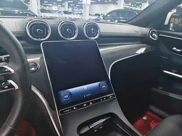 Mercedes-Benz C-Class 2023
