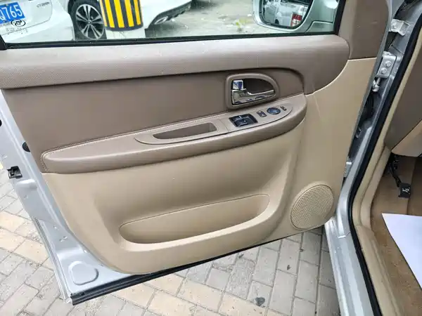 Buick GL8 2012