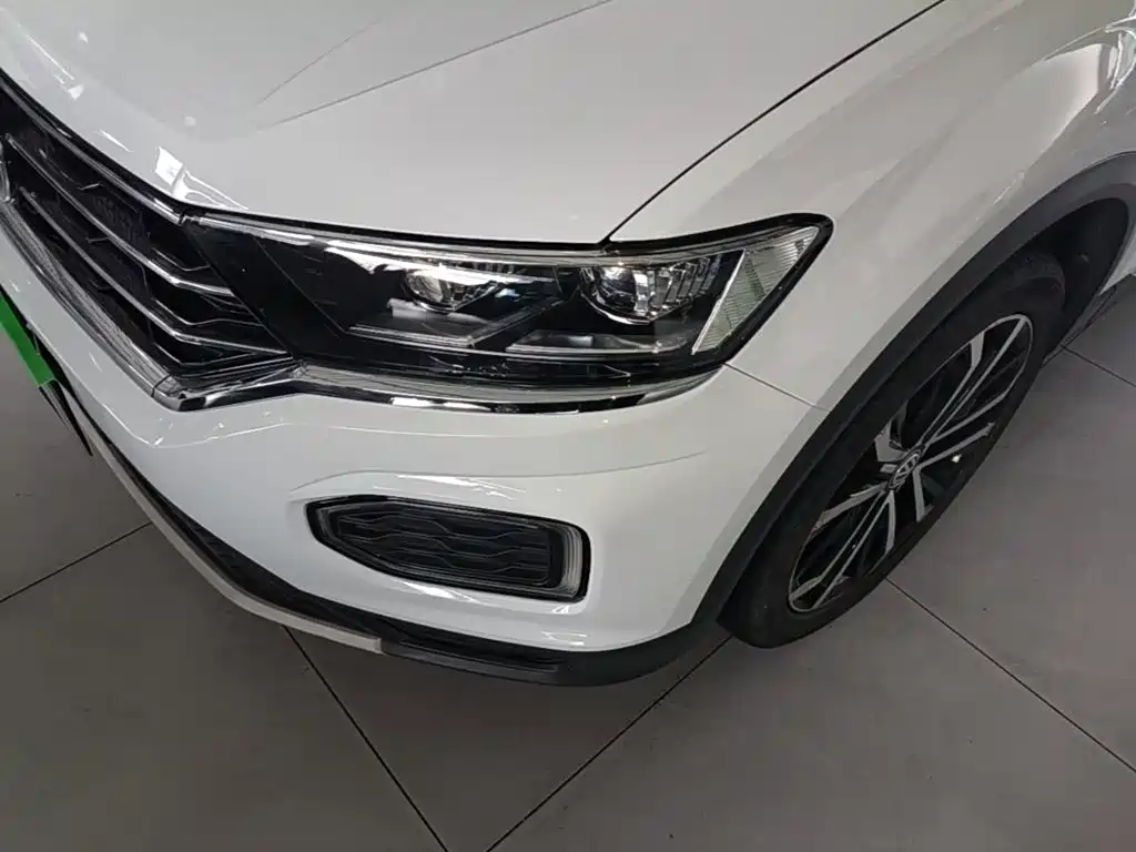 Volkswagen T-Roc 2018 — фото 24