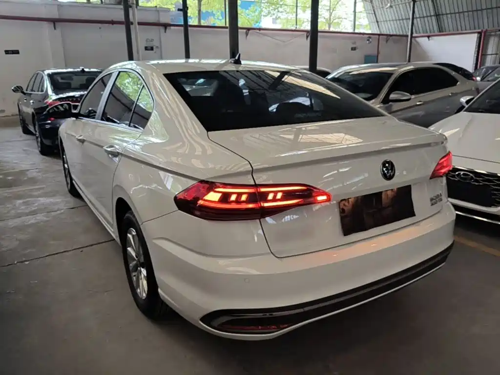 Volkswagen Bora 2024