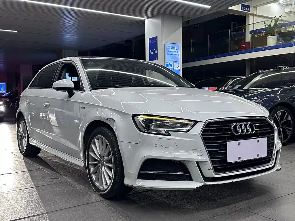 Audi A3 2017 — фото 3