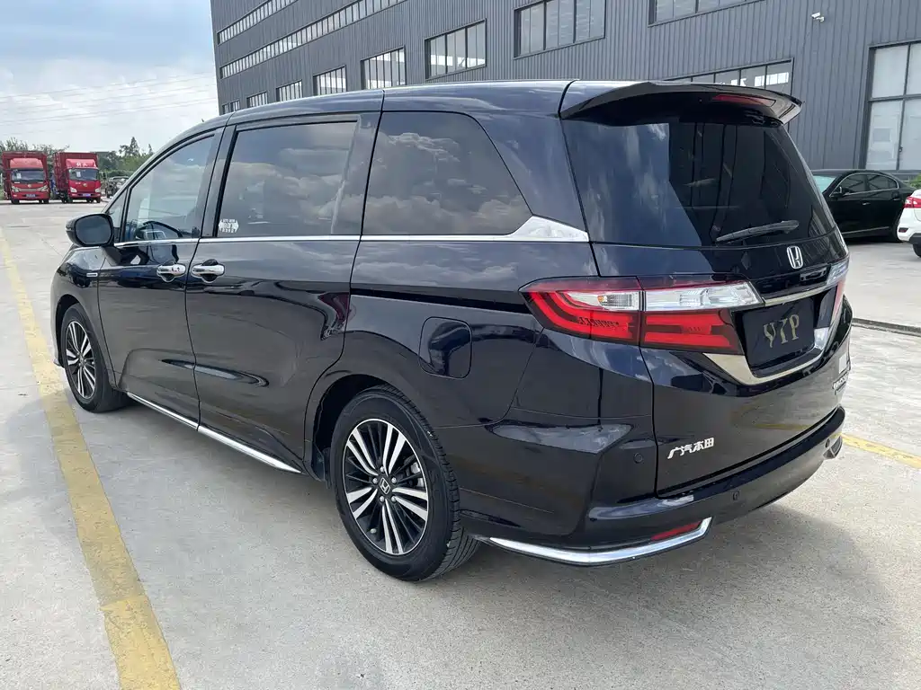 Honda Odyssey 2019 — фото 22