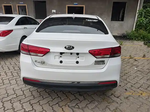 Kia K4 2014