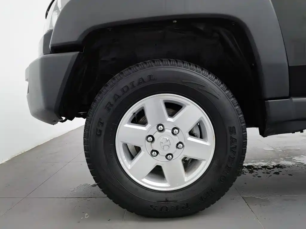 BAIC BJ40 2018 — фото 17