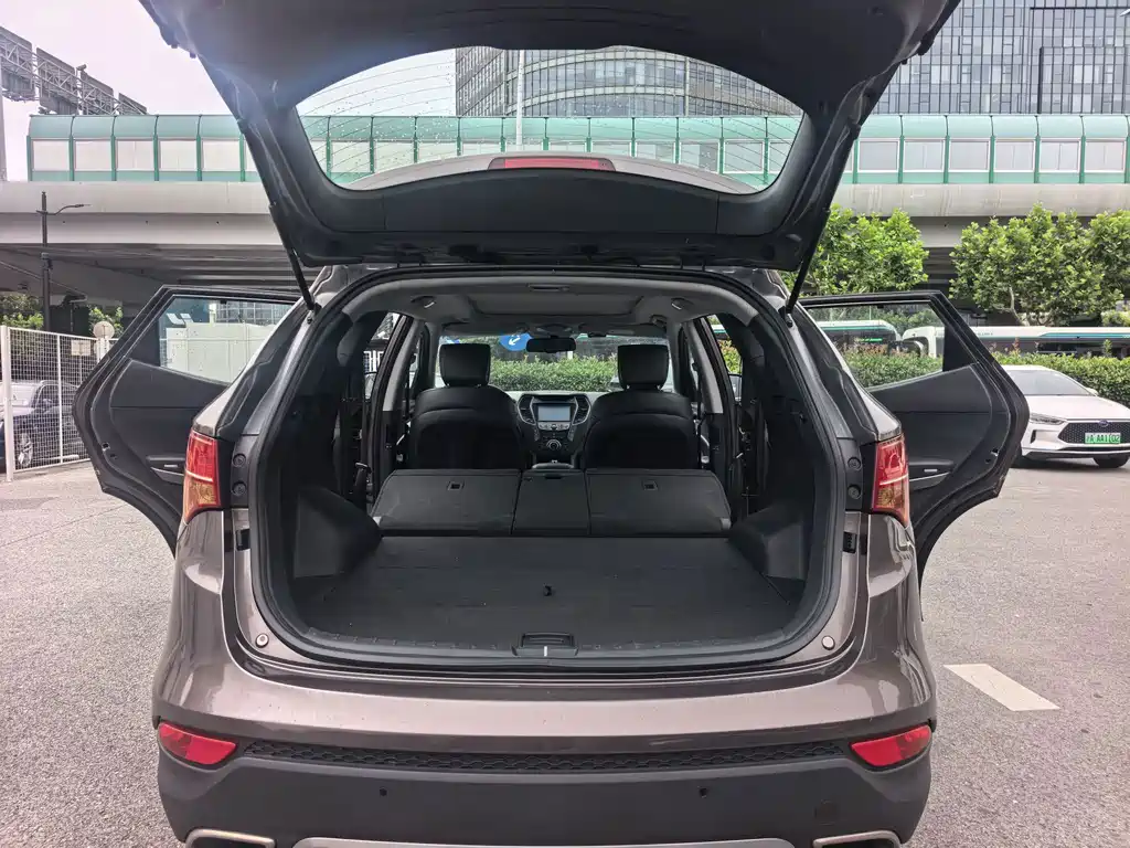 Hyundai Santa Fe 2015 — фото 5