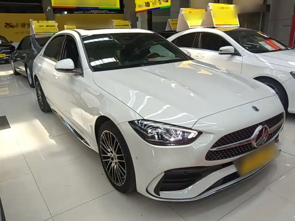 Mercedes-Benz C-Class 2024