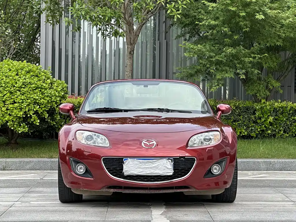 Mazda MX-5 2011 — фото 2