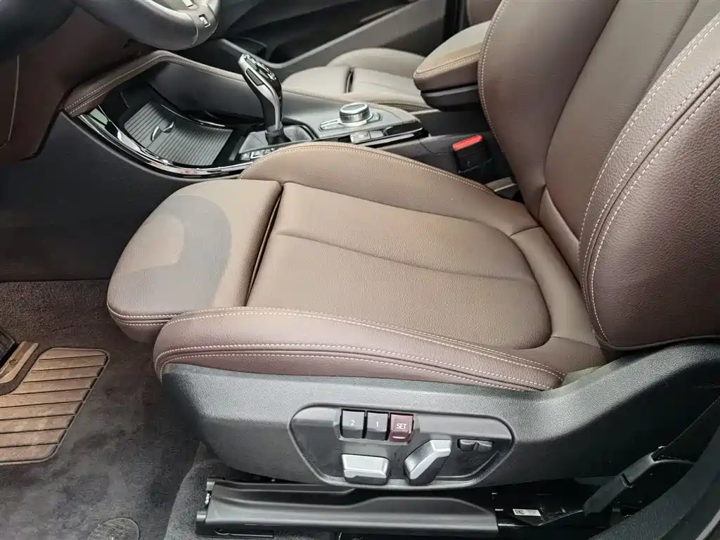 BMW X2 2021 — фото 20