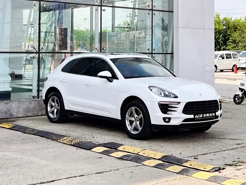 Porsche Macan 2018 — фото 3
