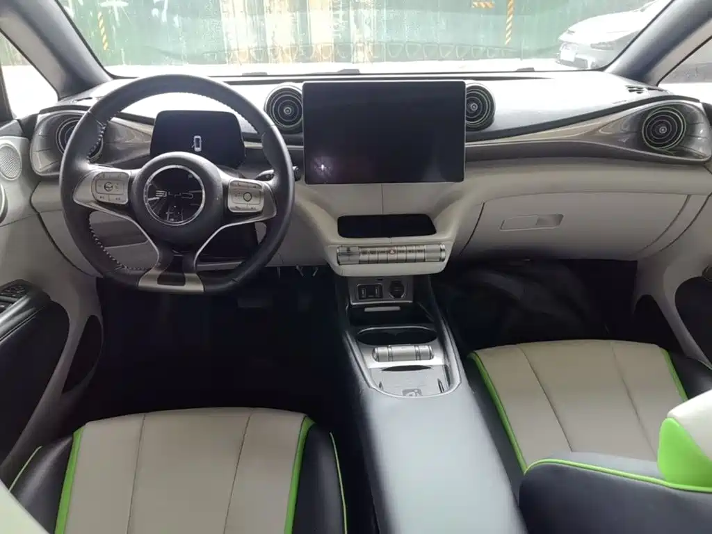BYD Dolphin 2023 — фото 10