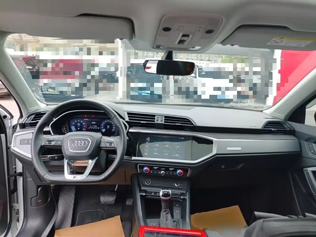 Audi Q3 Sportback 2021 — фото 10