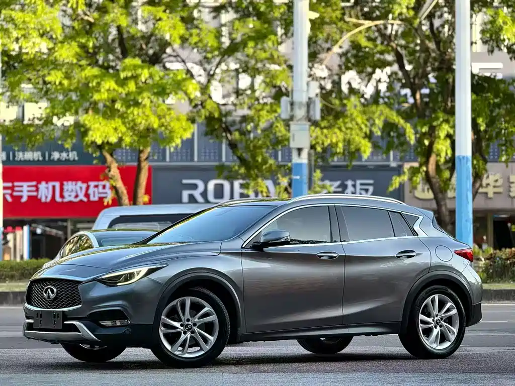 Infiniti QX30 2018