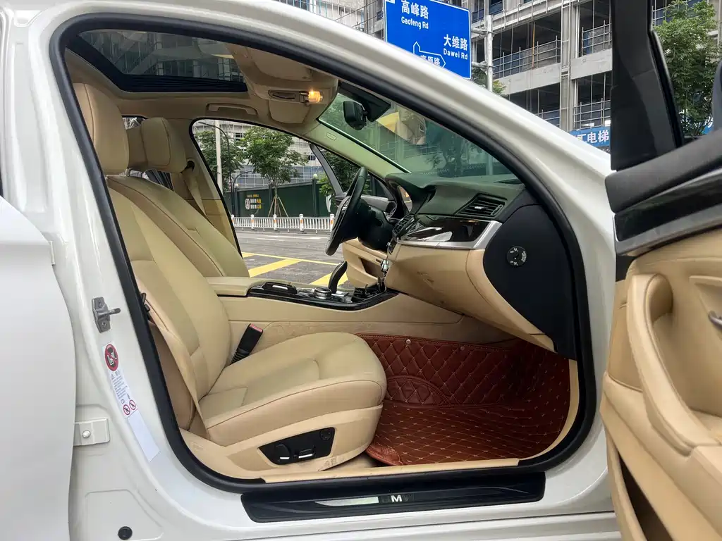 BMW 5 Series 2013 — фото 13