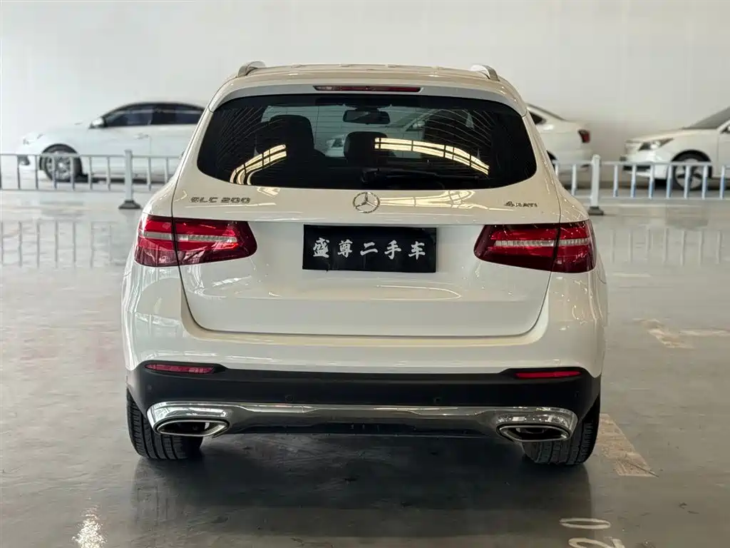 Mercedes-Benz GLC 2018 — фото 15