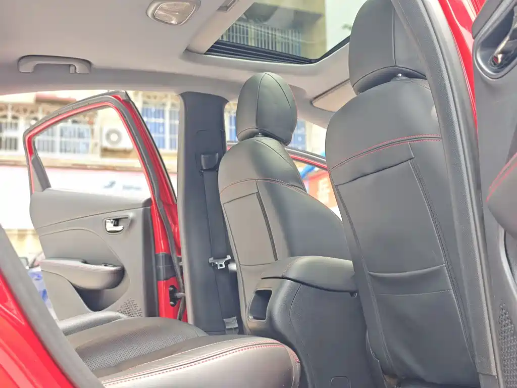Fiat Viaggio 2016 — фото 18
