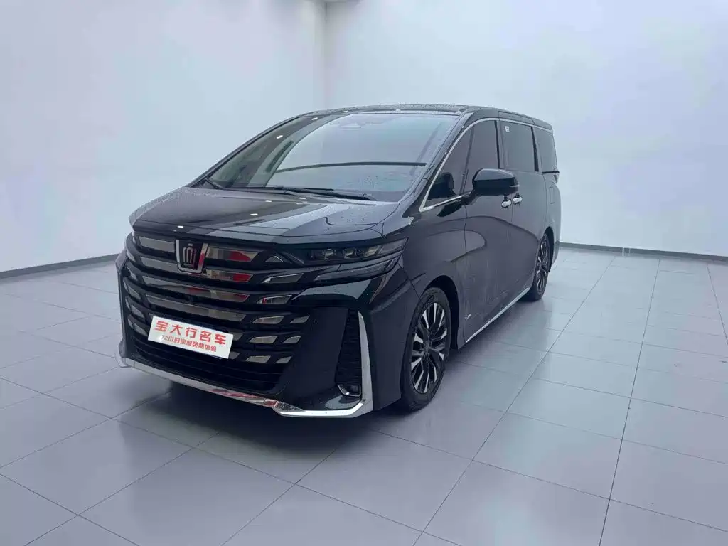 Toyota Vellfire 2023 — фото 1