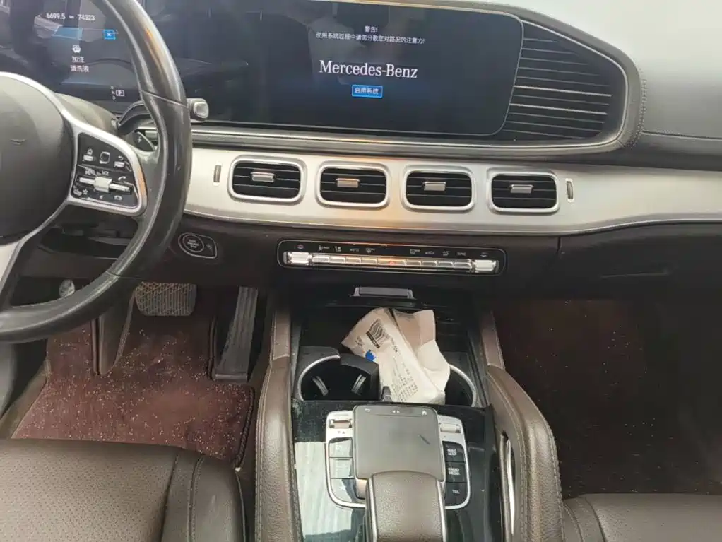 Mercedes-Benz GLE 2020 — фото 13