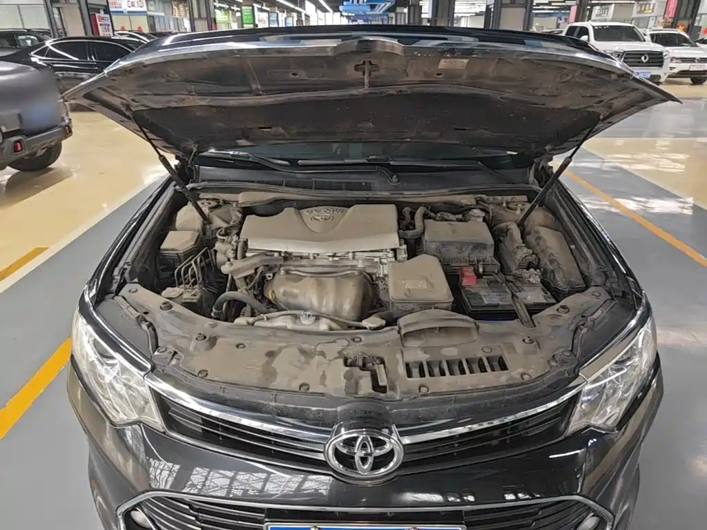 Toyota Camry 2016 — фото 20