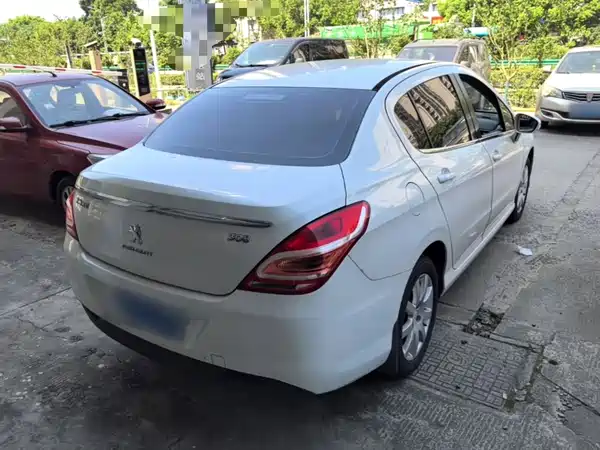 Peugeot 308 2016